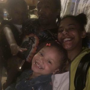 Meet your Posher, Kenyona